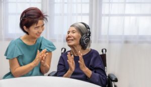 Music therapy breakthroughs for a dementia memory boost 1 Music therapy tips for alzheimer’s care